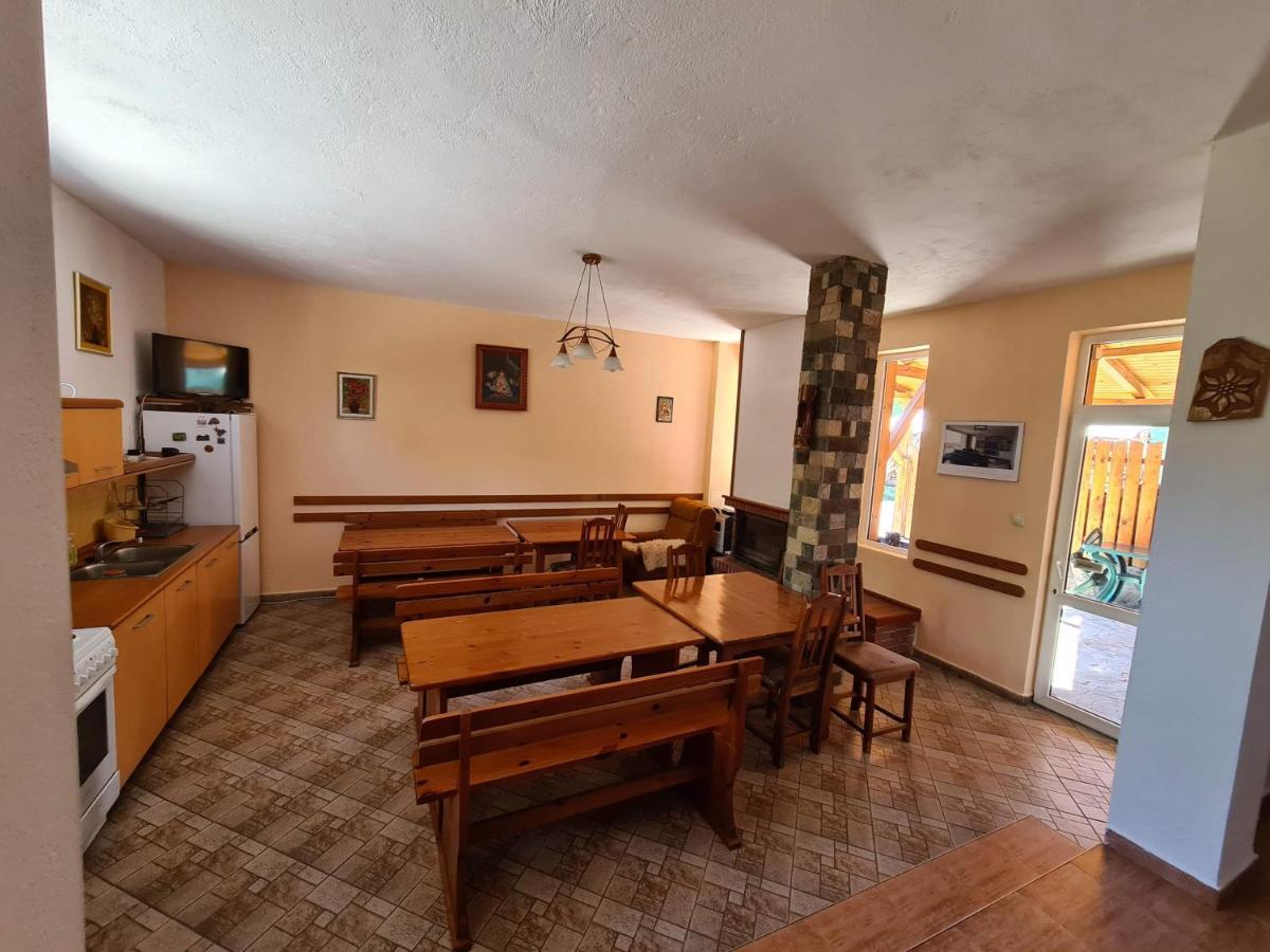 Villa Mura Razlog Esterno foto